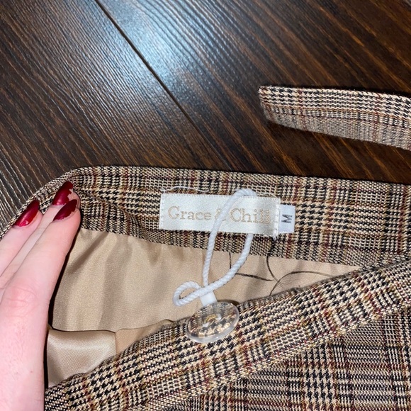 Plaid skirt - Picture 3 of 3